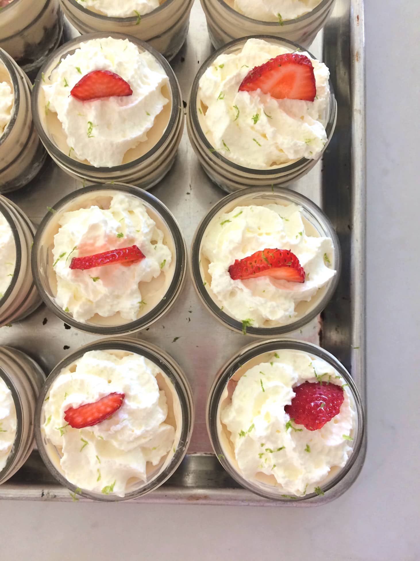 Strawberries & Cream Cheesecakes in a Jar